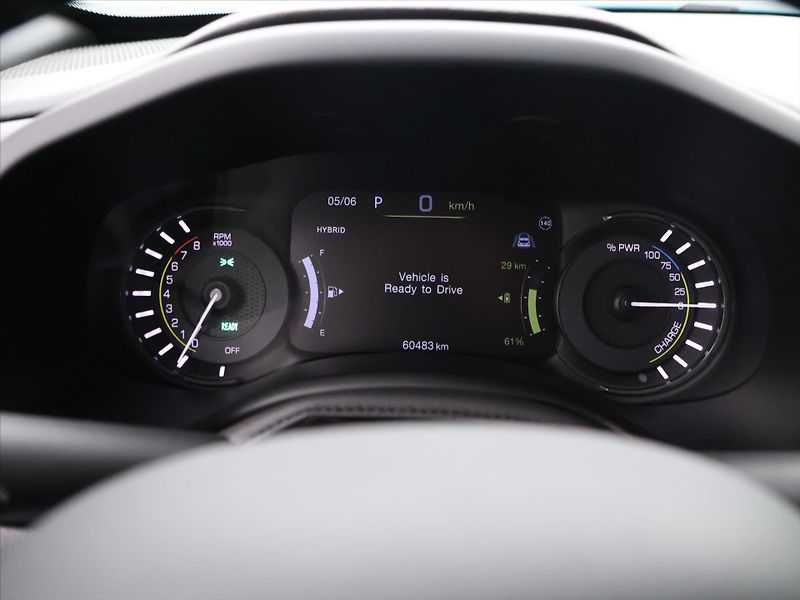 Jeep Renegade 1,3 Turbo 96kW PHEV eAWD Aut. - fotka 16 z 33