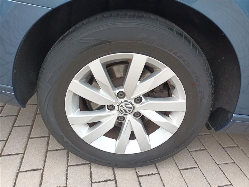 Volkswagen Passat 2,0 TDI,110kw,LED,SERVIS,TAŽNÉ - fotka 29 z 49