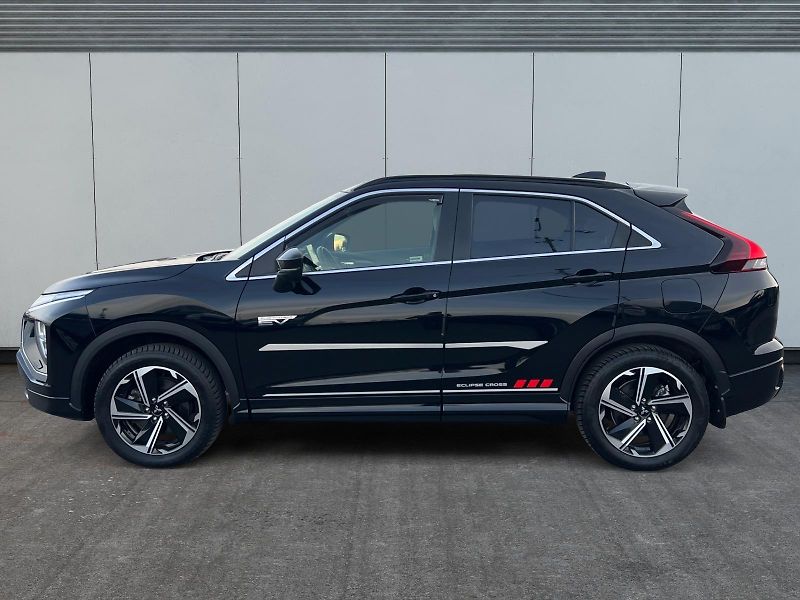 Mitsubishi Eclipse Cross (2024) INSTYLE 2.4 PHEV TAŽNÝ DPH CZ - fotka 2 z 30