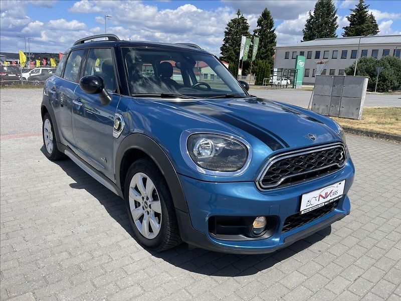Mini Countryman 1,5 SE ALL4 AUT. PLUG-IN 165kw - fotka 37 z 37