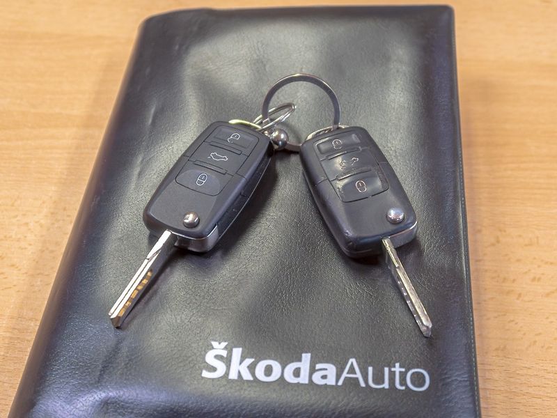 Škoda Octavia (2009) 1.8TSI 118KW 4x4 – 2x KOLA - fotka 45 z 45