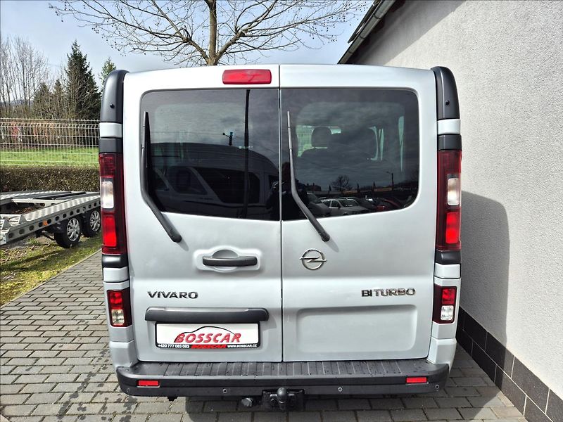 Opel Vivaro (2016) 1,6 CDTi 8 9 Míst TZ Tempomat - fotka 5 z 30