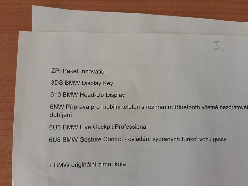 BMW Řada 5 (2023) 540d x Drive 250 Kw  ČR - fotka 38 z 46