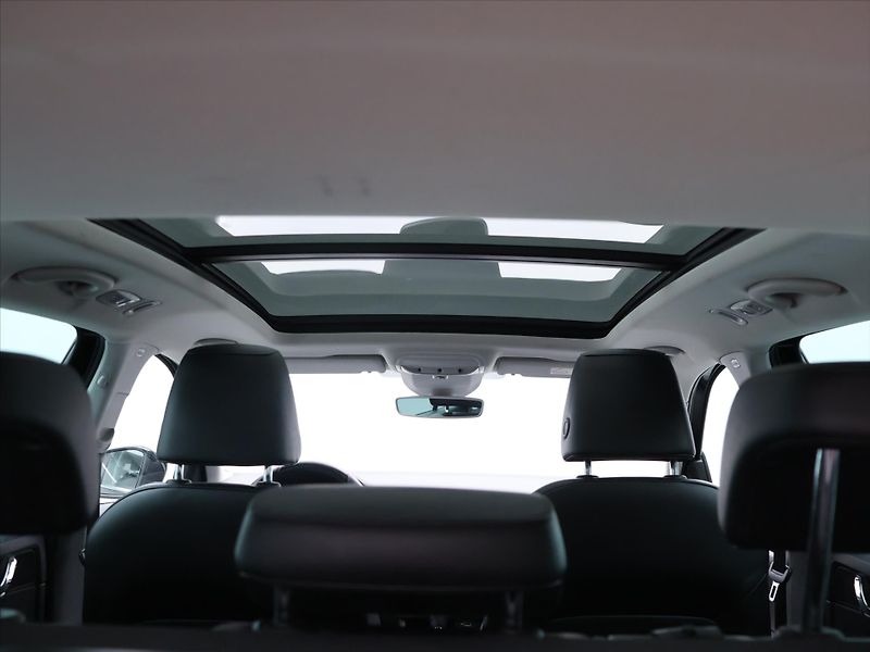 Škoda Octavia 2,0 TDI 110kW DSG Style LED - fotka 10 z 26