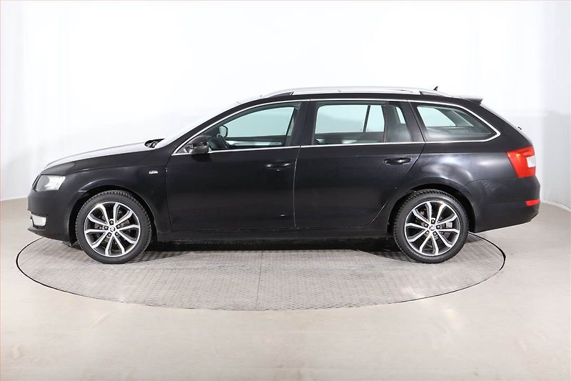 Škoda Octavia (2015) Edition 1.6 TDI, Automat - fotka 3 z 25
