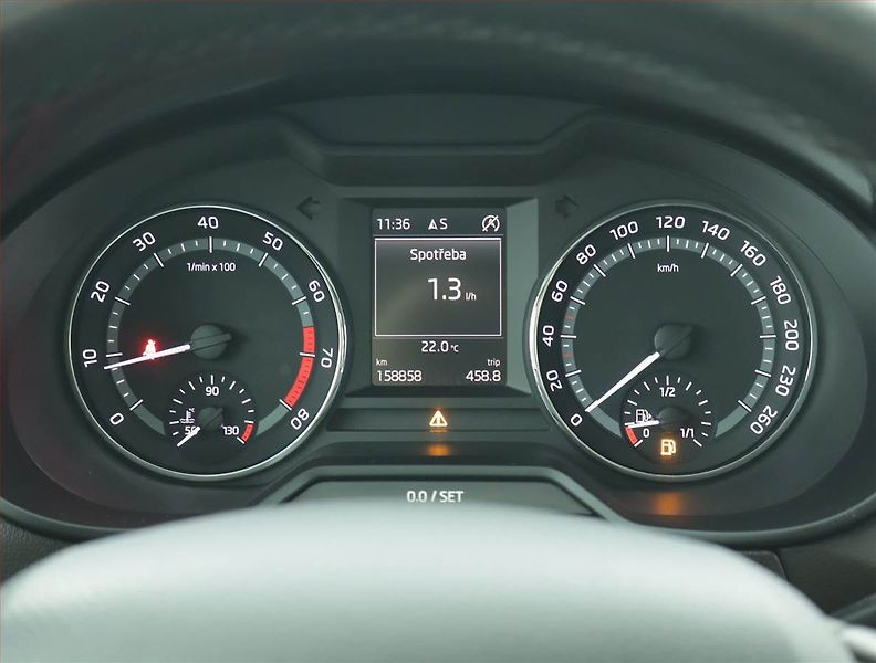 Škoda Octavia (2015) Scout 1.8 TSI, 4X4, Automat - fotka 11 z 18