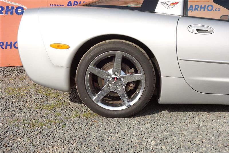 Chevrolet Corvette 5,7 i V8 253KW, TARGA, C5. - fotka 9 z 35