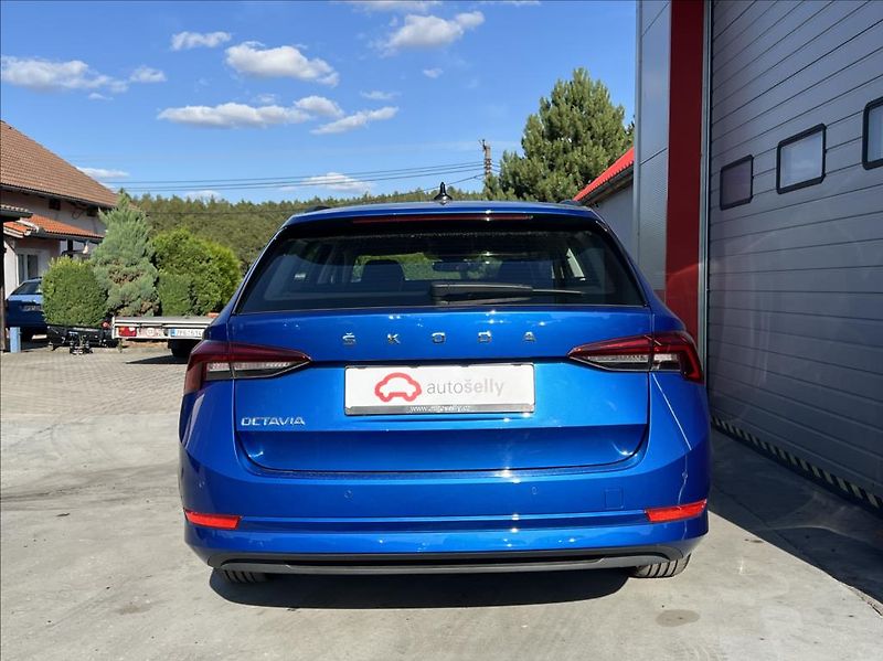Škoda Octavia 2,0 TDi Ambition LED záruka - fotka 4 z 29