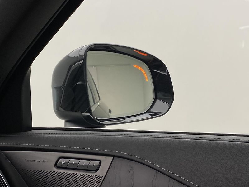 Volvo XC90 B5 AWD BRIGHT PLUS AUT CZ 7m - fotka 39 z 64