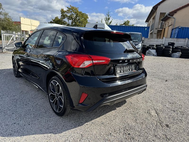 Ford Focus (2018) 2.0TDCi 110KW 1.Majitel ST  - fotka 5 z 27