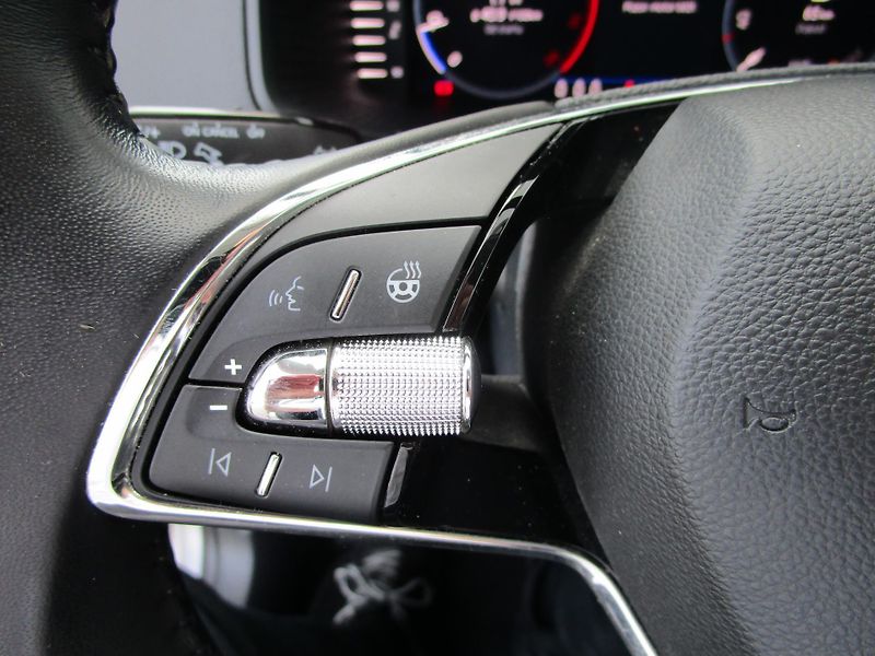 Škoda Karoq 1.5TSi Style - fotka 11 z 22