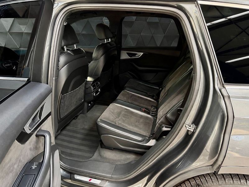 Audi Q7 3.0TDI 200KW QUATTRO S-LINE, V - fotka 11 z 28