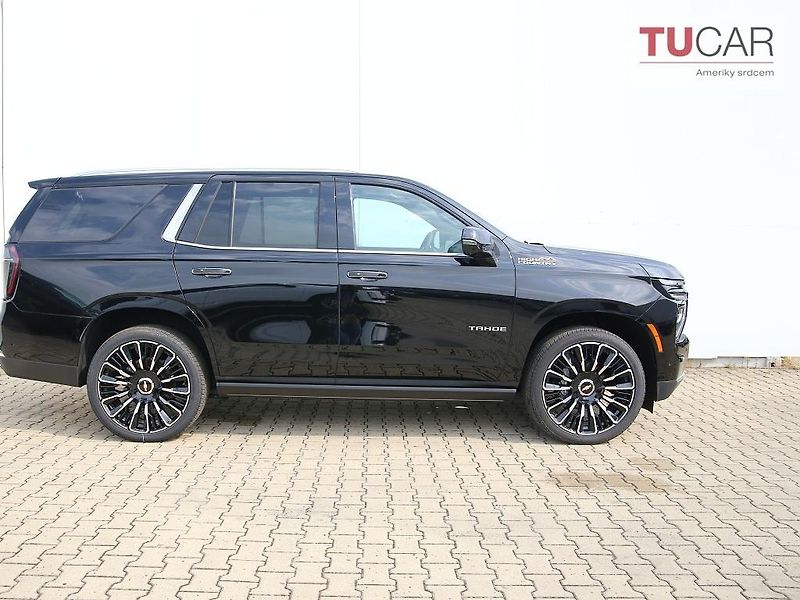 Chevrolet Tahoe (2026) High Country 6.2 V8 - fotka 3 z 45