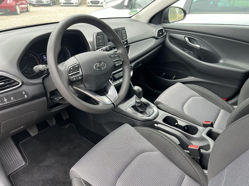 Hyundai i30 (2021) 1.6CRDI 85Kw 1.Majitel - fotka 11 z 20