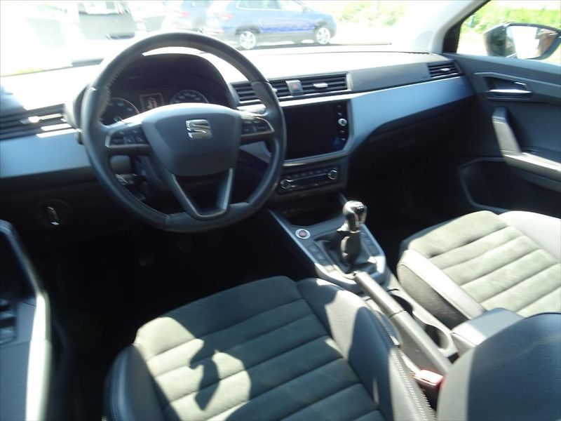 Seat Arona 1,0 TSi 85 kW - fotka 12 z 26