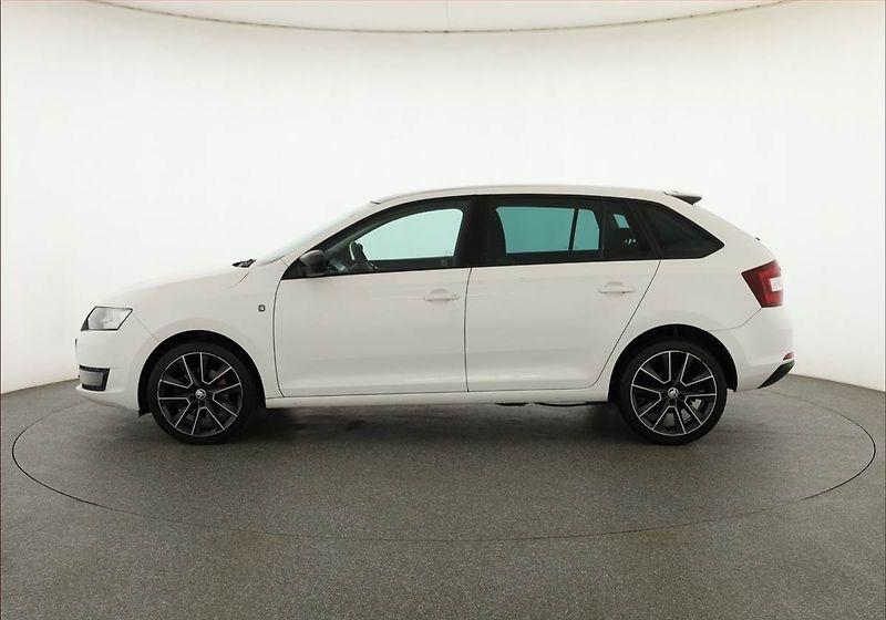 Škoda Rapid (2014) Spaceback 1.2 TSI, Serv.kniha - fotka 3 z 16