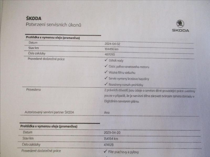 Škoda Superb 2,0 TDi,L&K,PANORAMA,DPH,CZ, - fotka 48 z 50