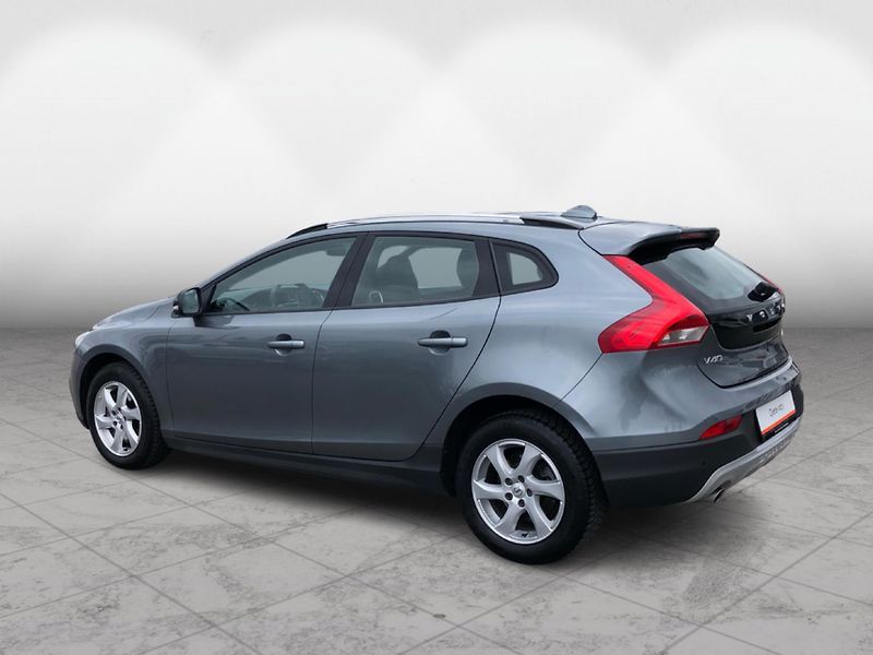 Volvo V40 D3 Cross Country - fotka 7 z 29