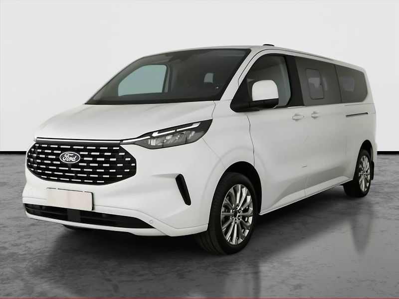 Ford Tourneo Custom (2024) 2.0 EcoBlue - fotka 2 z 21