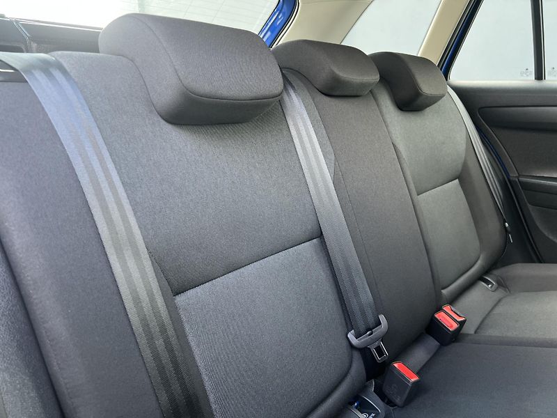 Škoda Fabia 1.0MPi 44kw KLIMA TEMPOMAT - fotka 24 z 36
