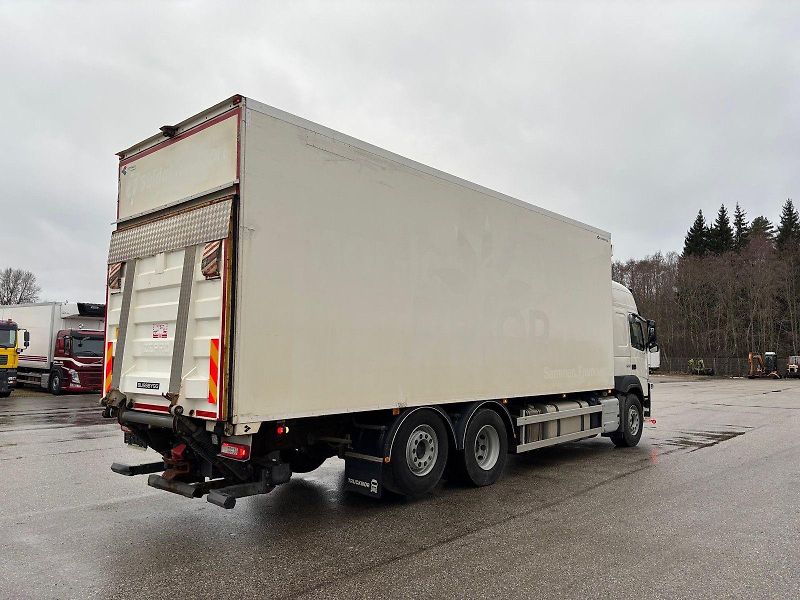 Volvo FM 500 6x2 Carrier Čelo - fotka 3 z 15