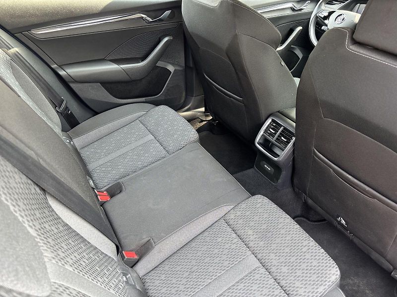 Škoda Octavia (2022) Combi 1.5 TSI Style+ - fotka 11 z 30