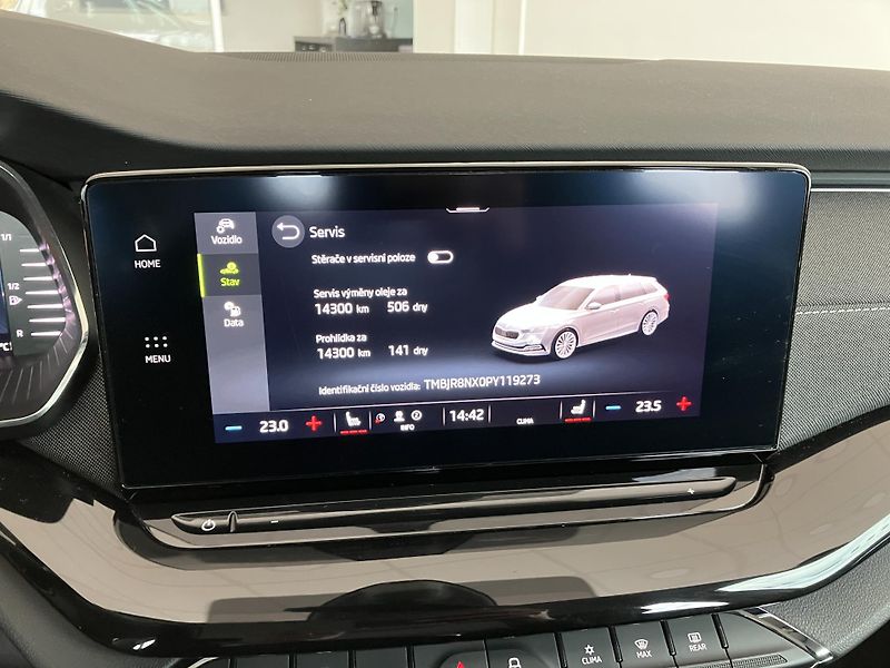Škoda Octavia 1.5 TSI 110kW Style Combi MT6 - fotka 27 z 34