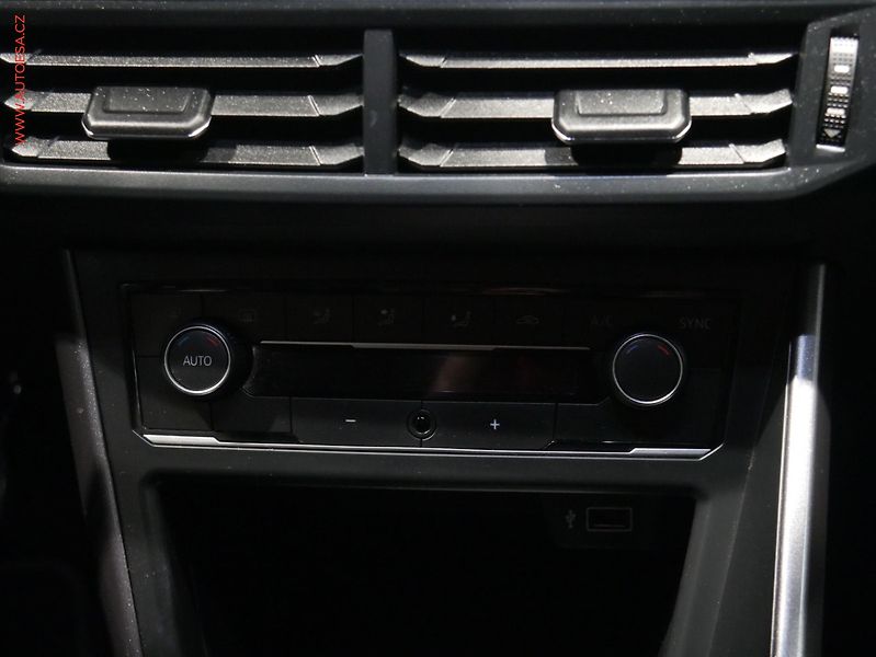 Volkswagen Polo (2019) 1.0 TSi, ČR, Marathon - fotka 15 z 18