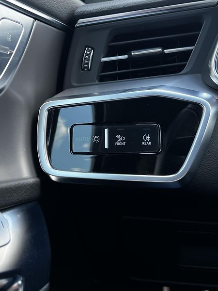 Audi A6 45TFSI 180kW Quattro S-Line TZ - fotka 26 z 33
