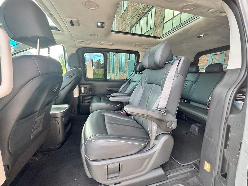 Hyundai Staria (2024) 2,2 PREMIUM LUXURY AT 4x2  - fotka 16 z 33