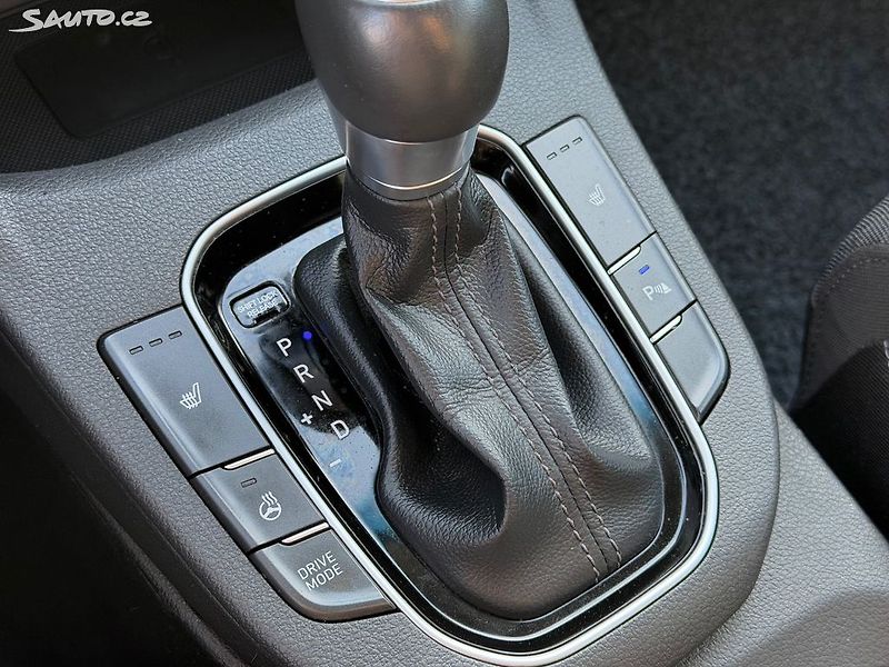 Hyundai i30 1.5 t-gdi 118 kw/automat/DPH - fotka 20 z 20