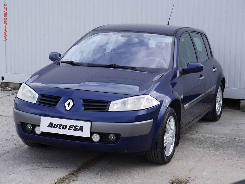Renault Mégane (2003) 1.9 dCi, 1.maj, AC, TZ, park - fotka 3 z 15