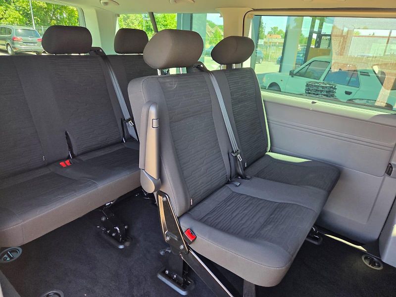 Volkswagen Caravelle (2023) 2.0 TDI LONG TAŽNÉ ZAŘÍZENÍ - fotka 6 z 10