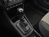 Škoda Rapid (2013) Elegance 1.4 TSI, Automat - náhled 12