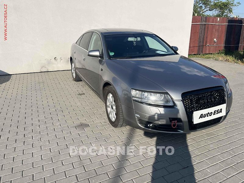 Audi A6 (2004) 3.0 TDI C6 - fotka 1 z 3