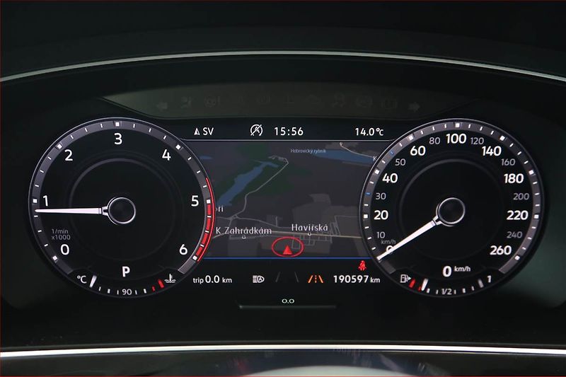 Volkswagen Tiguan (2017) R-Line 2.0 TDI, 4X4, Automat - fotka 11 z 18