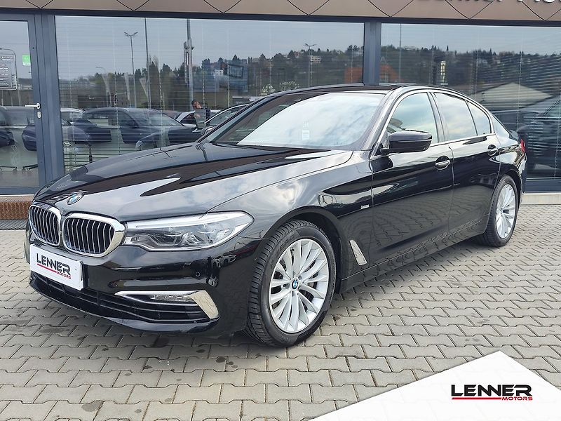 BMW Řada 5 540d/235kW xDrive Luxury AT - fotka 1 z 40