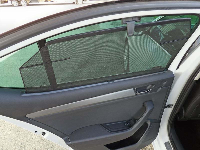 Škoda Superb 2.0TDI Style ČR Canton ACC Kam - fotka 13 z 36