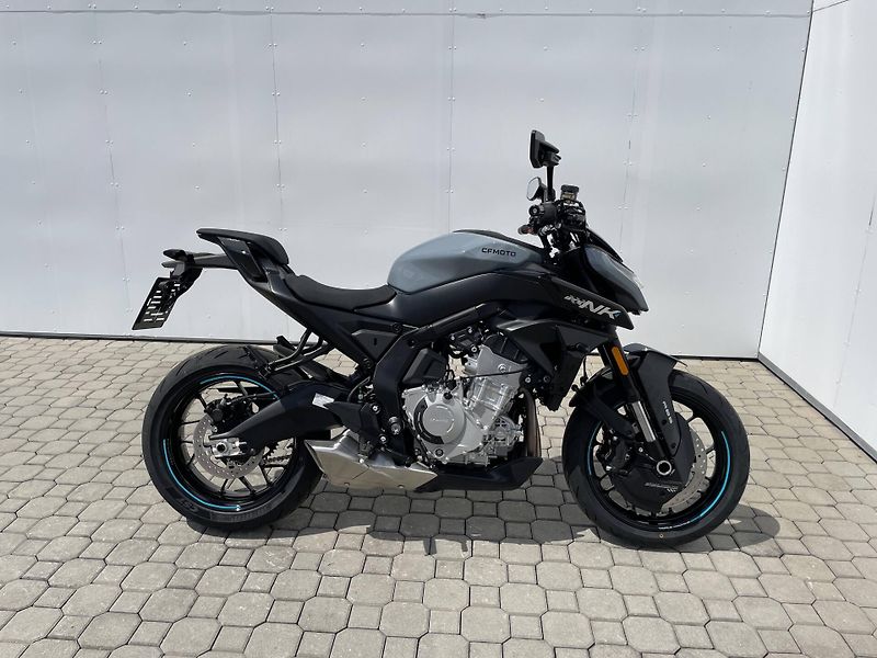 CFMOTO (2026) 675NK EU5+ - fotka 2 z 11