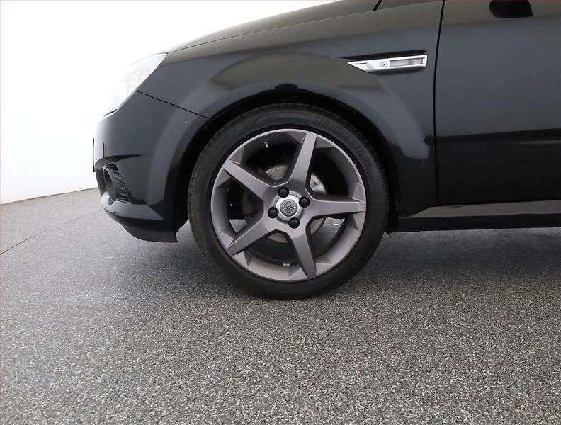 Opel Tigra (2007) 1.8, po STK, jezdí výborně - fotka 14 z 14