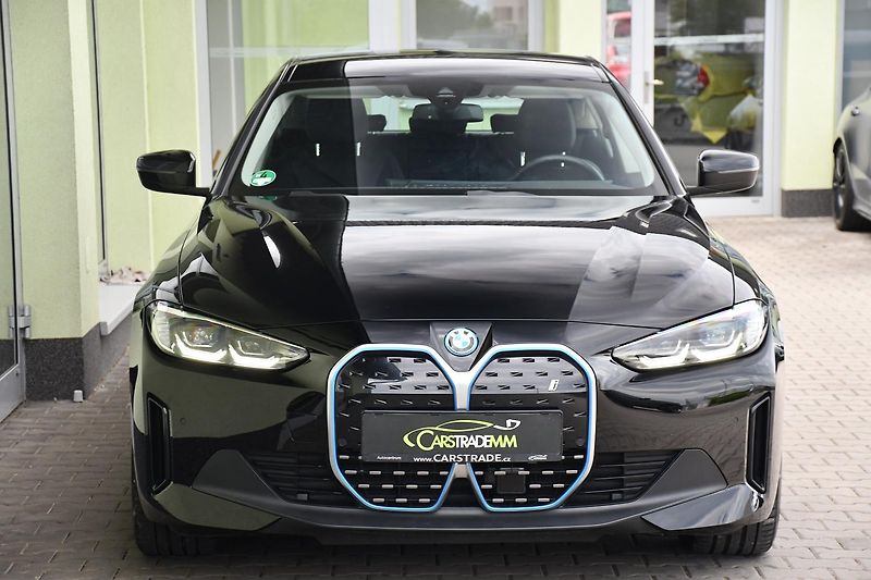 BMW i4 eDrive40 97%SoH - fotka 9 z 38