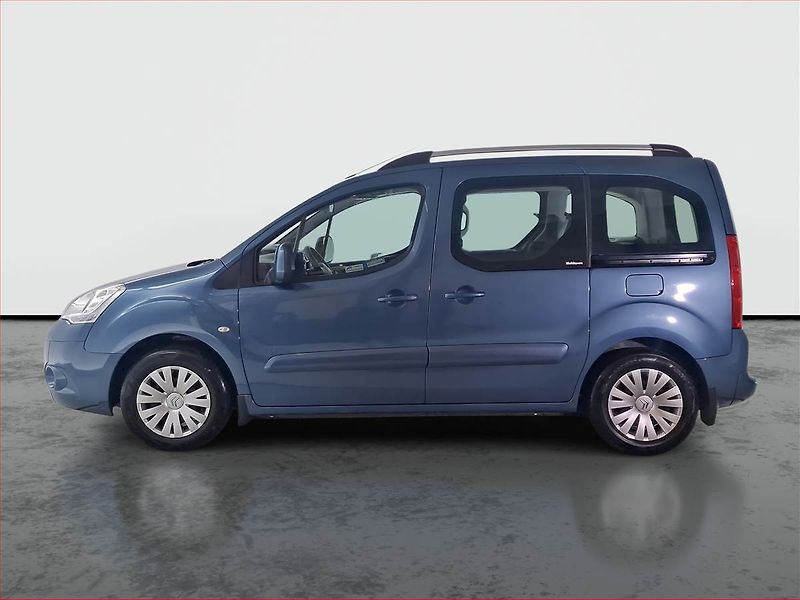 Citroën Berlingo (2011) 1.6 HDi, 5Míst, ČR - fotka 3 z 16