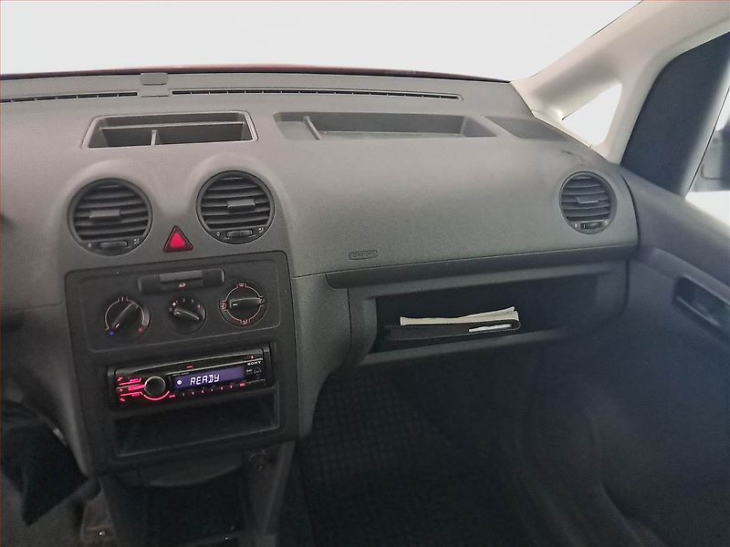 Volkswagen Caddy (2011) 1.6 TDi, ČR, DPH - fotka 8 z 12