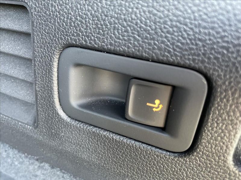 Volkswagen Arteon R 2.0TSI 235KW 4X4 DSG - fotka 30 z 36