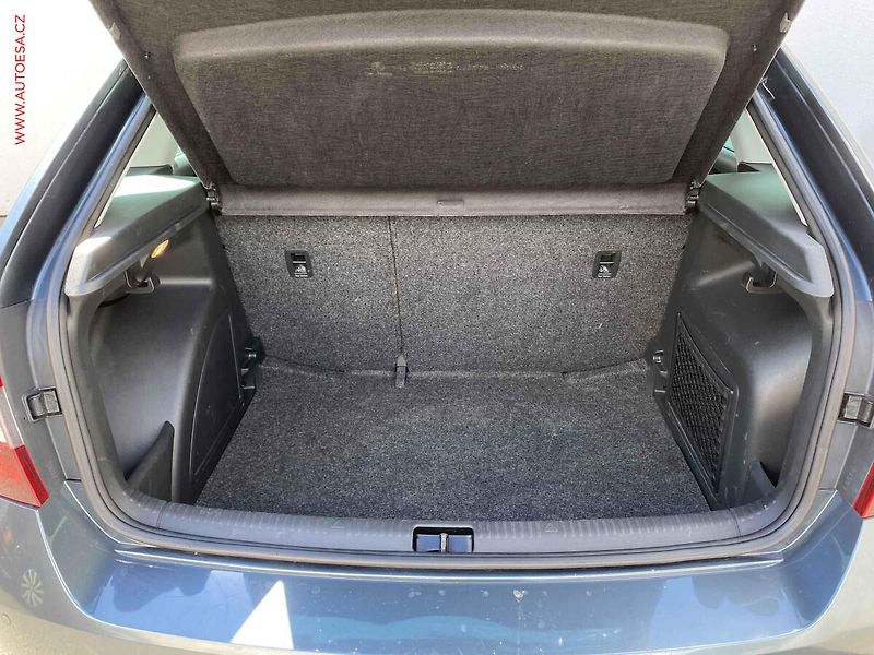 Škoda Rapid (2015) 1.2 TSi, Monte Carlo, xenon - fotka 7 z 17