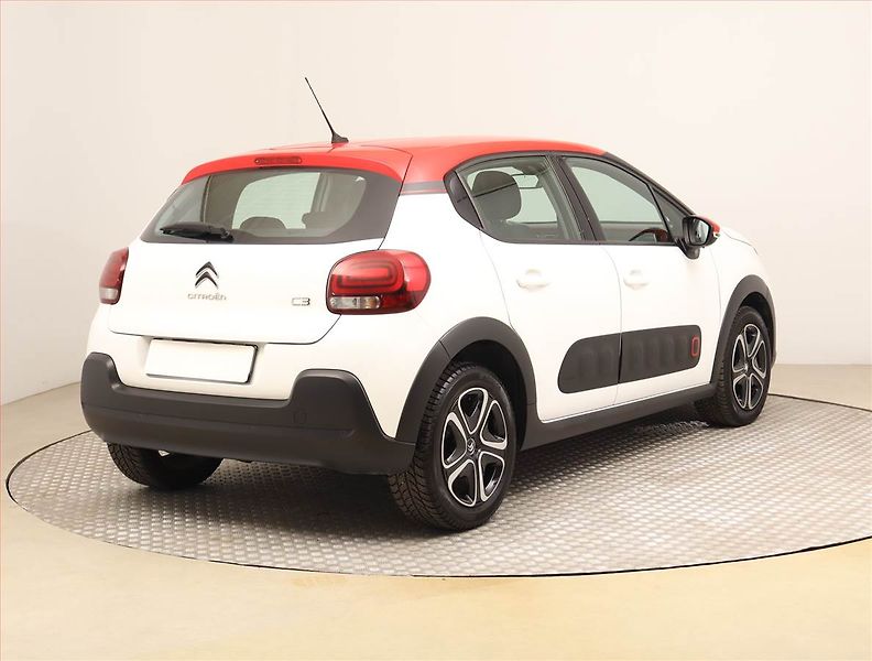 Citroën C3 (2017) 1.2 PureTech, Tempomat - fotka 5 z 19