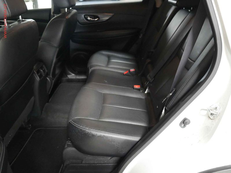 Nissan X-Trail (2016) 1.6DCi 4x4, ČR, servis.kniha - fotka 10 z 22