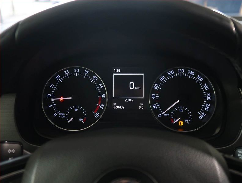 Škoda Fabia (2015) Style 1.4 TDI, Park. senzory - fotka 11 z 21
