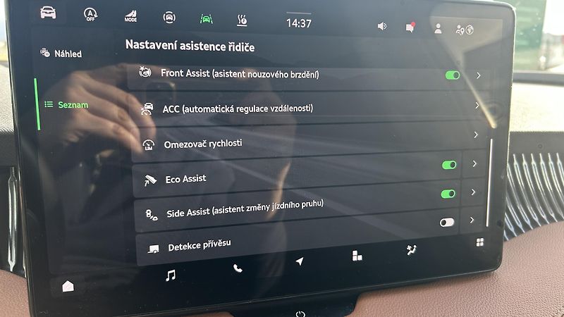 Škoda Superb (2025) TDI, 4x4, DSG, L&K, PANO,NEZ.T - fotka 22 z 28
