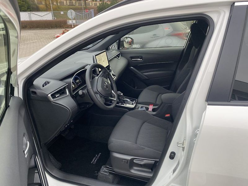 Toyota Corolla Cross 1.8 Hybrid MC25 Style - fotka 7 z 24